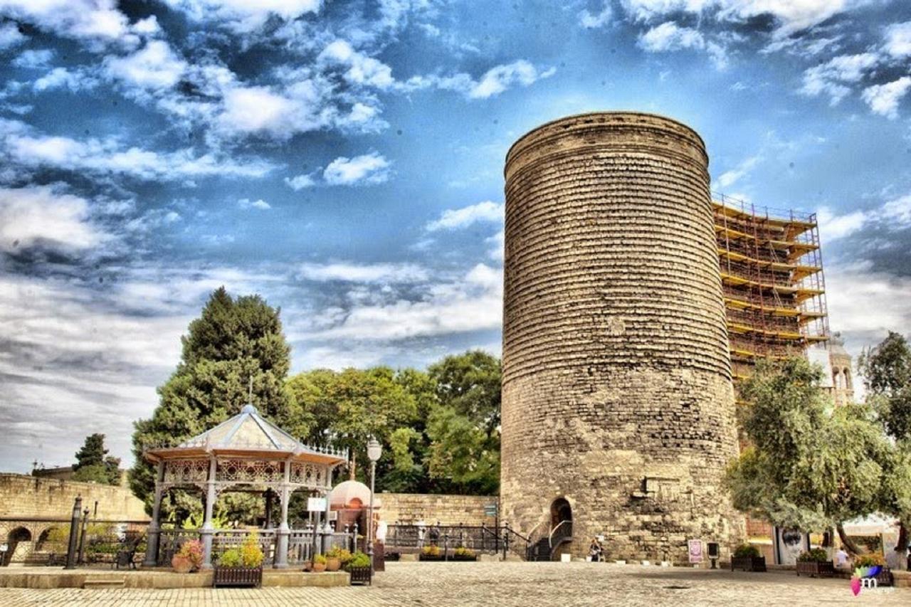 Golden Time Hotel Baky Esterno foto