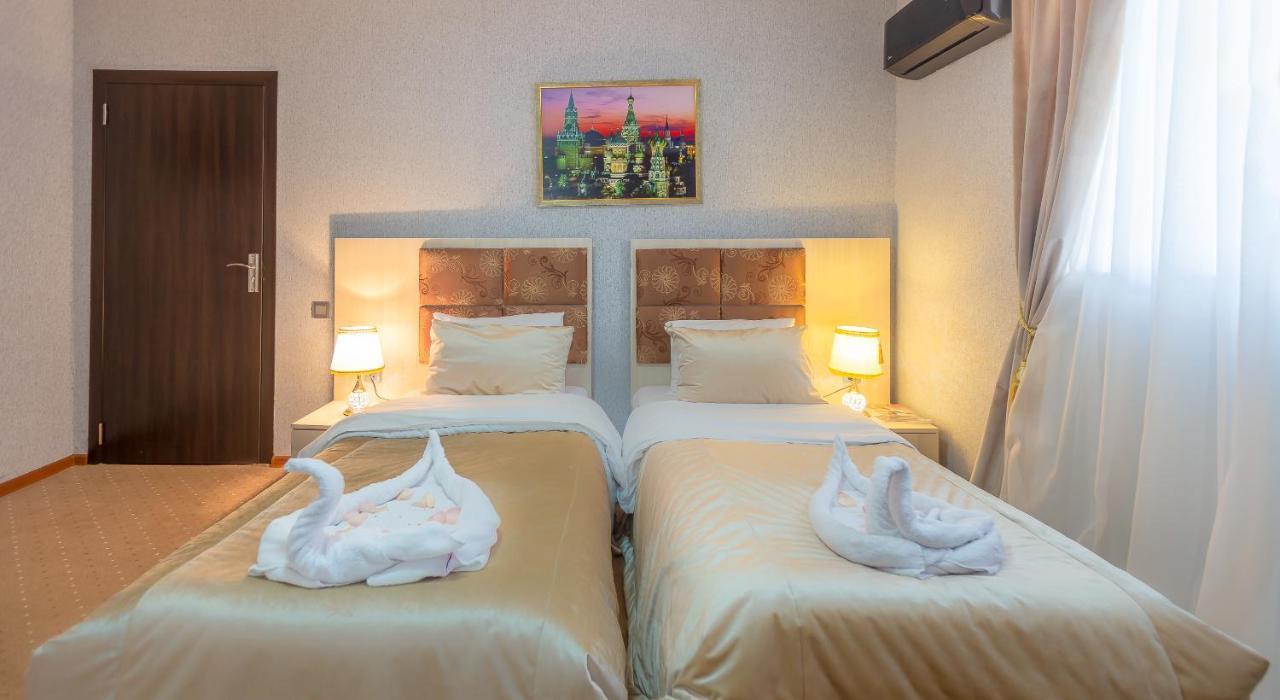 Golden Time Hotel Baky Esterno foto