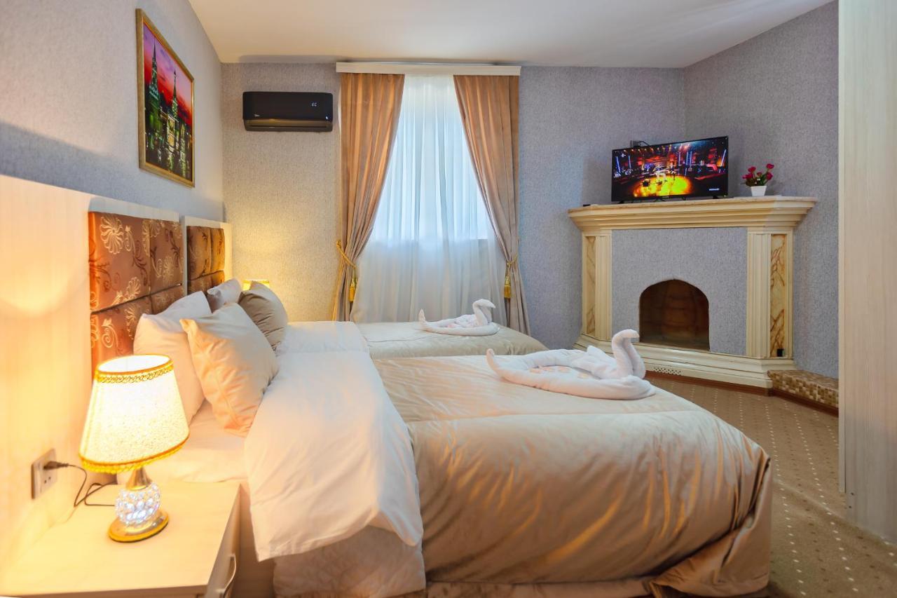 Golden Time Hotel Baky Esterno foto