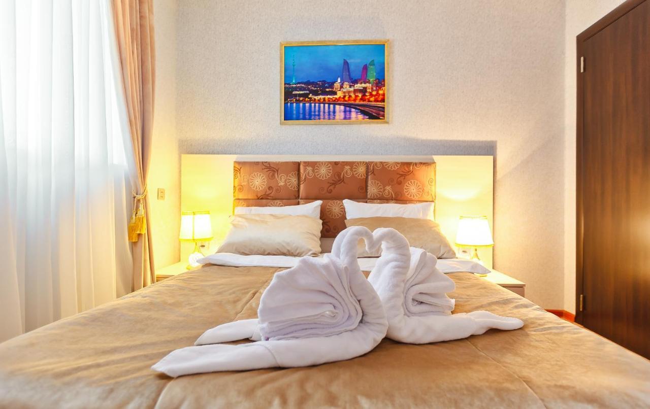 Golden Time Hotel Baky Esterno foto