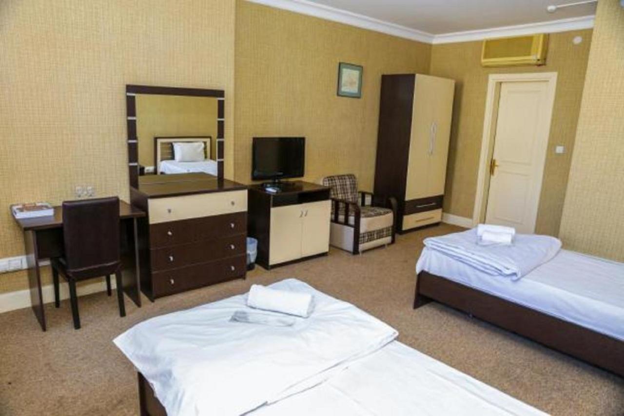 Golden Time Hotel Baky Esterno foto